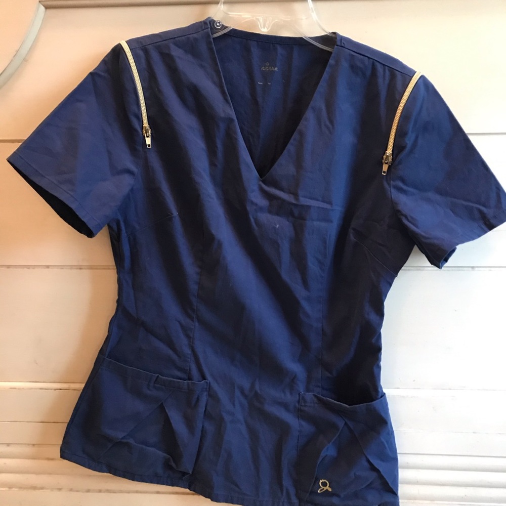 Jaanuu Scrub - TOP ONLY